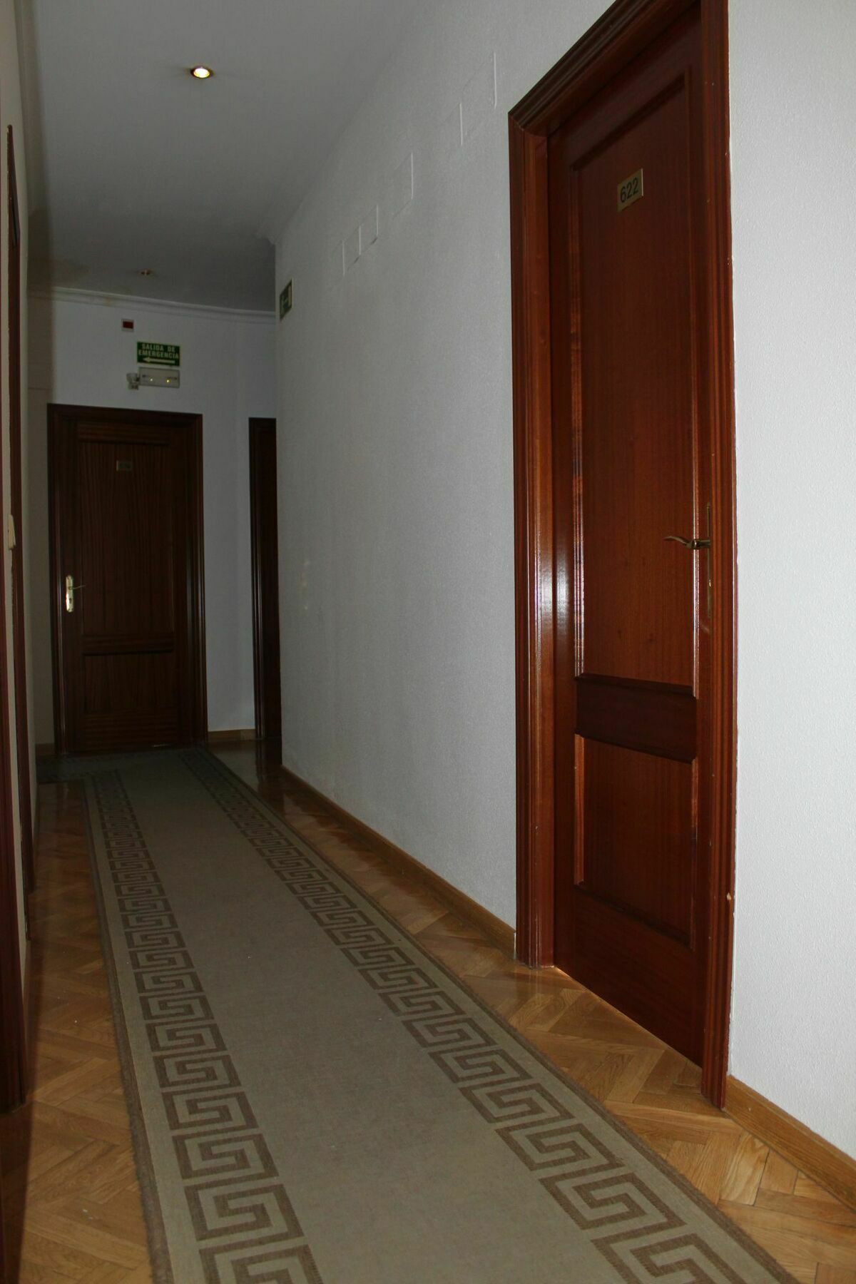 Hostal Luis XV Мадрид Экстерьер фото